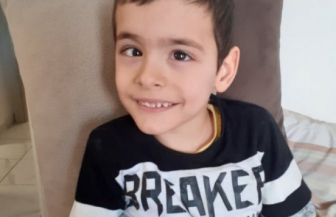 Pomozimo Alenu slanjem poruke sadržine 39 na 14543 - za Alenov stabilan korak!