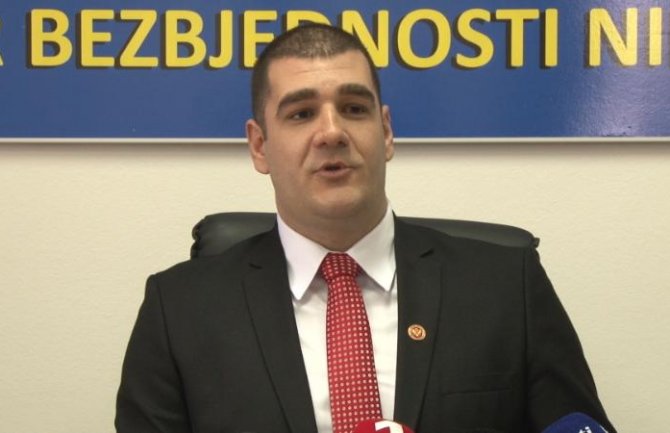 Milošević: Svi da prijave politički pritisak, zabraniti sva okupljanja i auto-kolone