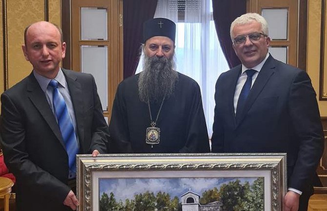 Patrijarh Porfirije: Zadivljujuće šta je naš narod uradio u Crnoj Gori