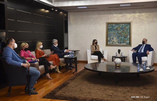 Cilj Vlade stvoriti ambijent u kojem će svi mediji moći da rade profesionalno 