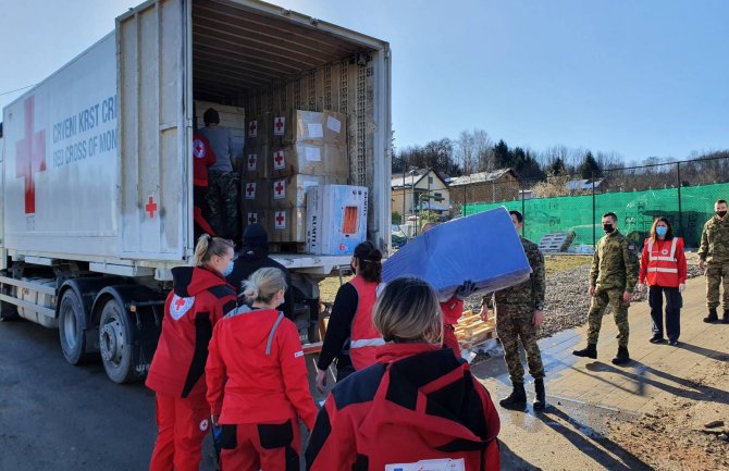 Crveni krst Crne Gore uplatio 59,186 eura Hrvatskom Crvenom križu