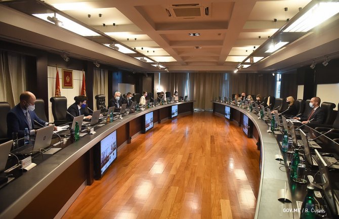 Oni koji žive u inostranstvu da odjave prebivalište; Za sticanje državljanstva uračunati i period privremenog boravka