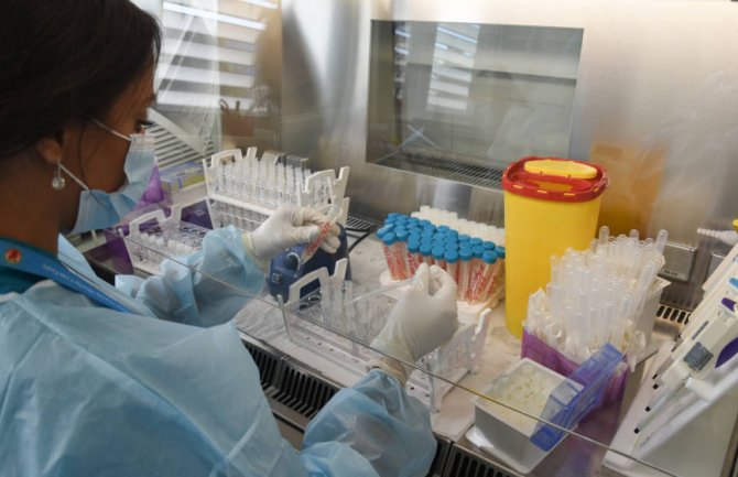 Još četiri osobe preminule od korone u CG, 351 novopozitivni slučaj