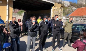 Pružili podršku kolegama: Vatrogasci iz NK peti dan štrajkuju glađu