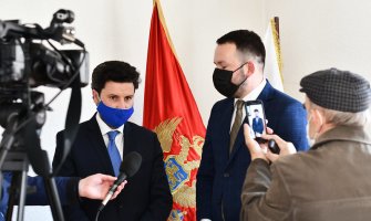 Abazović: Promijeniti pristup prethodnih Vlada koje su diskriminisale opštine koje su na rubu zemlje.