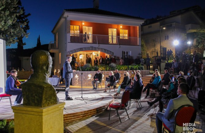 Otvorena Kuća Iva Andrića u Herceg Novom: Umjetnik koji je gradio mostove među narodima i ljudima.