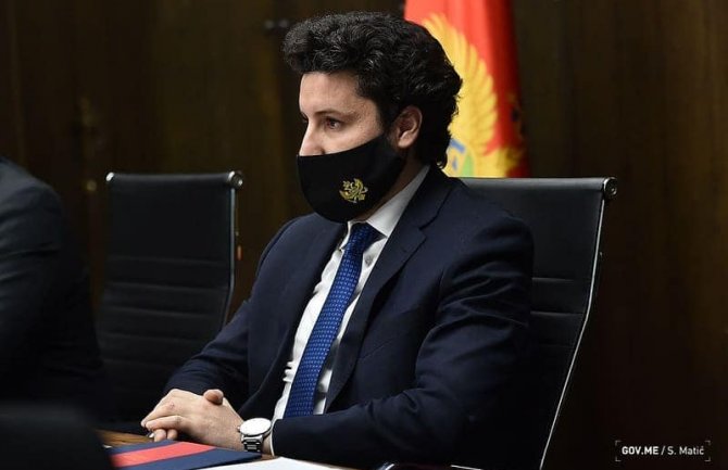 Abazović: Ne vidim ništa sporno u potpisivanju ugovora sa SPC, nisam još vidio njegov sadržaj