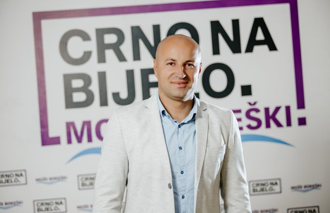 Vuko Rmandić sa liste “Crno na bijelo – Može bokeški”: Unaprijediti turizam u Novom