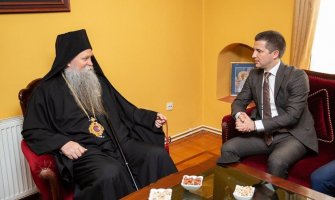 DF: Sigurni smo da nam se Joanikije iskreno divi