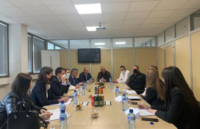 Milatović: Zarade radnicima da budu smanjene 10 umjesto 30 odsto 