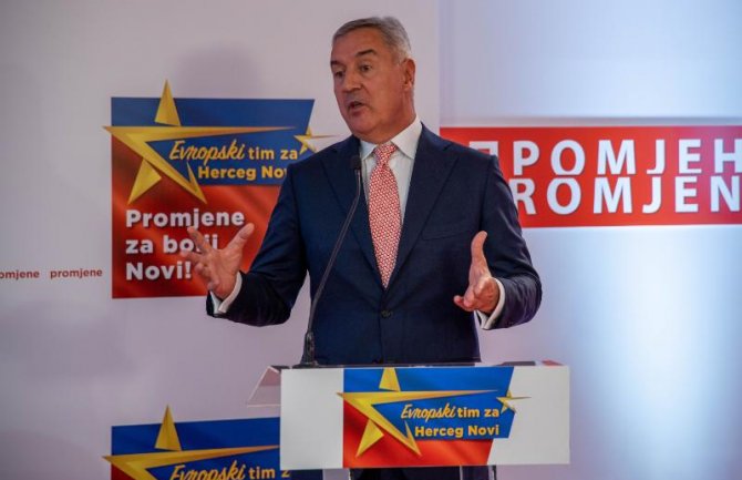 Đukanović: Malo su utihnuli, nema na Happy-ju bitke za Herceg Novi