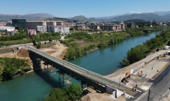 Podgorica dobila novi pješački most na Morači, vrijedan 1,9 miliona eura(FOTO)