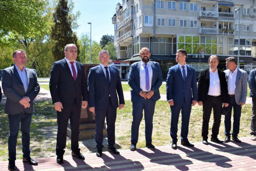 IMGa2acf378a276f232401114fb95eace96V1024x683