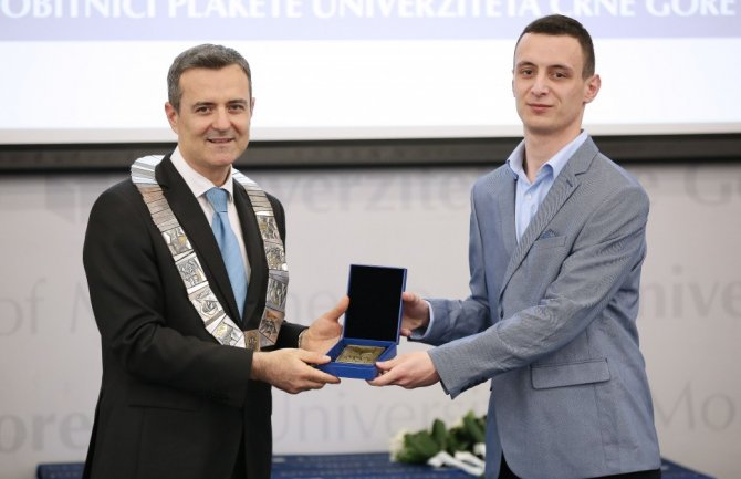 Nikola Milić Energetiku i automatiku završio sa prosječnom ocjenom 10