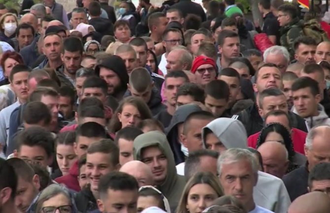 Joanikije:  Onaj ko misli da zaraze nema neka ode i posjeti bolesnike na kovid odjeljenjima i ljekare koji tamo rade