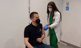 Bečić u Beranama: Kao što sam i obećao, vakcinisao sam se javno