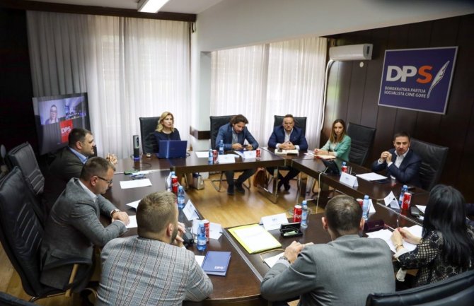 Ubjedljive pobjede DPSa na izborima na Cetinju, u Mojkovcu i Petnjici biće poruka da Crna Gora prepoznaje građansku ideju