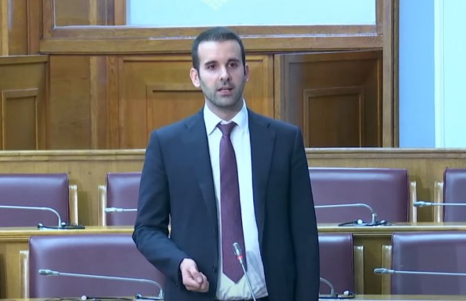 Spajić:Budžetom dajemo vitaminsku infuziju CG, a bili smo hrabri da zadržimo plate, penzije...