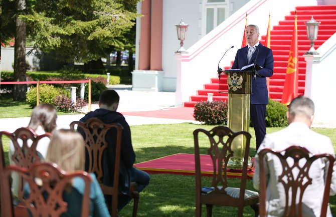 Đukanović: Umjesto jačanja institucija, na sceni je obračun s pojedincima u svim sferama