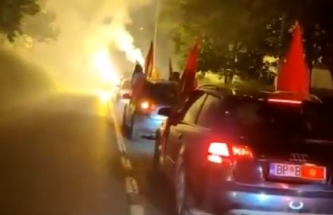 Auto-kolona u Bijelom Polju povodom Dana nezavisnosti(VIDEO)