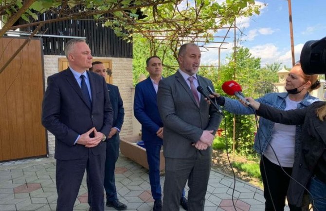 Poboljšati razmjenu proizvoda i sirovina između CG i RS