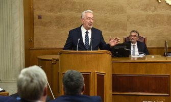 Krivokapić: Nacionalna i vjerska pripradnost službenika privatna stvar, bivša vlast diskriminisala sve osim sopstvene džepove
