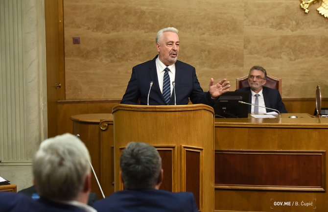 Krivokapić: Nacionalna i vjerska pripradnost službenika privatna stvar, bivša vlast diskriminisala sve osim sopstvene džepove