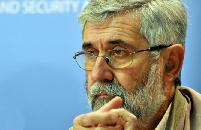 Popov: Vlada nestabilna i bez podrške u svojim redovima