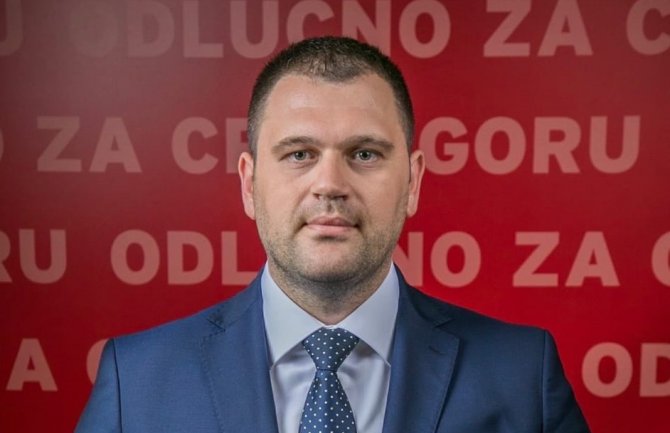Anđušić: Poljoprivreda u kolapsu, država nemoćna