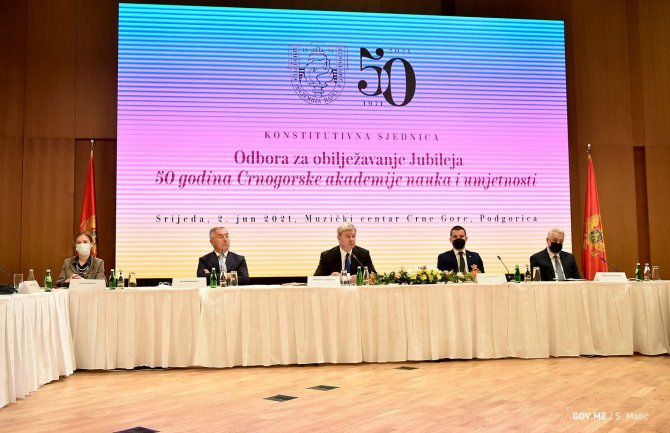 Krivokapić:  Crna Gora i njeni građani na istorijskoj prekretnici 