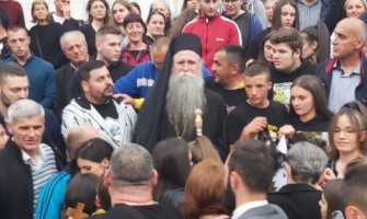 U Nikšiću svečano dočekani Joanikije i Metodije: Svi moramo da se smirimo pred Bogom