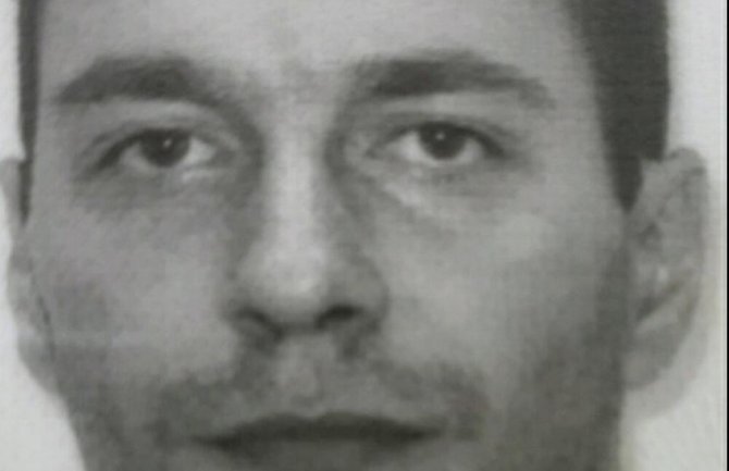 Ulcinj: Nestao Denis Lakota, ako ga vidite javite porodici