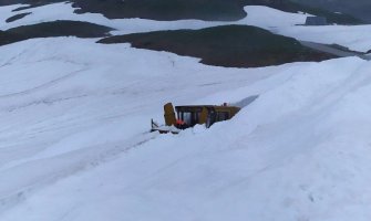 Durmitorski prsten još pod snijegom, nameti i do pet metara