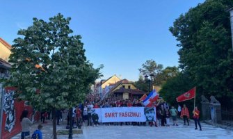Protest na Cetinju: Svakog građanina mora zabrinuti čin skrnavljenja spomenika