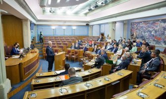 Krivokapić: U parlamentu prisutan nemoral i političko licemjerje