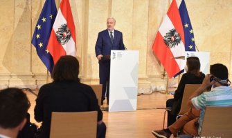 Krivokapić u Beču: Naš pogled uperen ka EU, Kurc: Cilj nam je da podržimo region