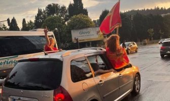 Autokolona u Podgorici: Otpor talasu fašizacije Crne Gore, širenju nacionalne i vjerske mržnje (Video)