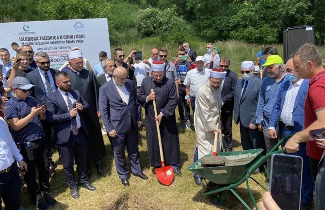 Položen kamen temeljac za izgradnju džamije u Bijelom Polju