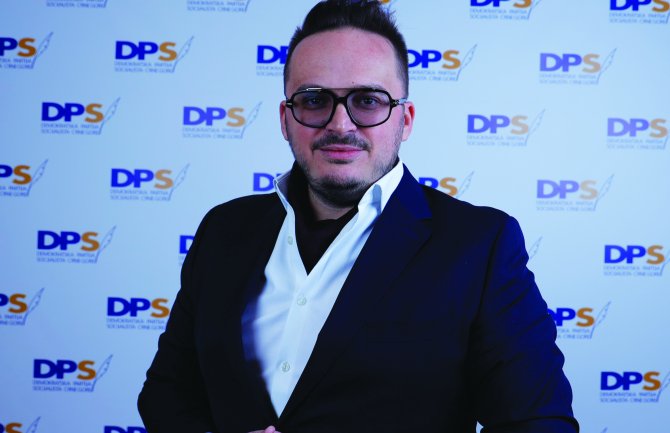 Pavićević: Djeca žrtve atmosfere kreirane od strane aktuelne vlasti