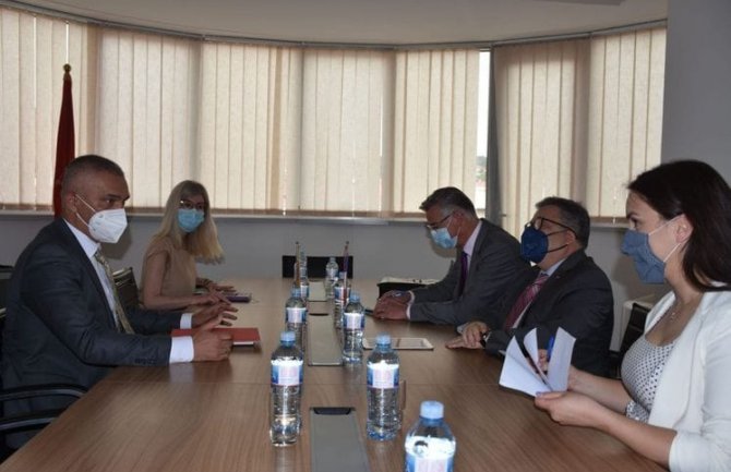 Policija odlično identifikovala probleme sa kojim se suočava društvo Crne Gore