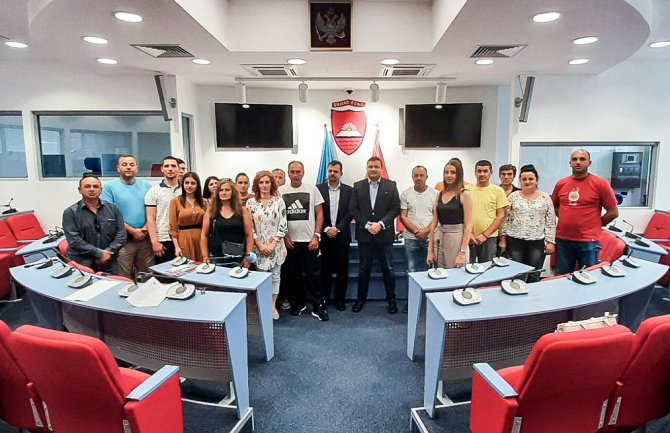 Besplatni plastenici za 13 poljoprivrednika iz Bijelog Polja