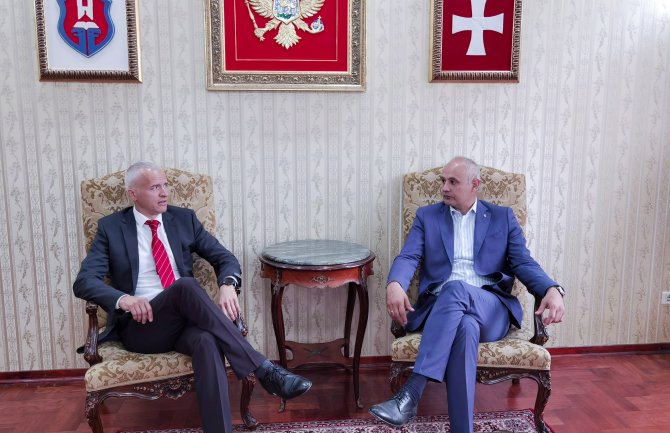 Javni red i mir u Prijestonici u kontinuitetu stabilan