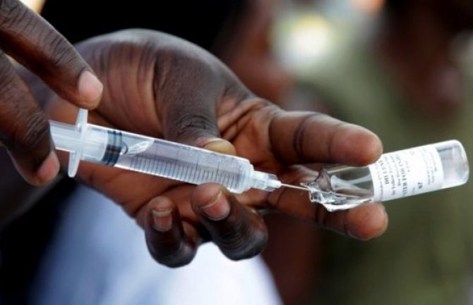 Indija: Umjesto vakcine pacijentima ubrizgavali slanu vodu 