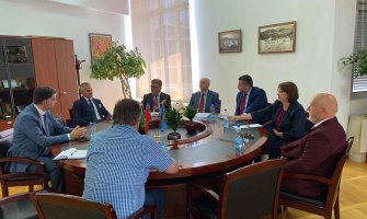 Komnenović: Odnosi sa hrvatskom zajednicom u Tivtu su otvoreni, iskreni i bilježe stalni napredak