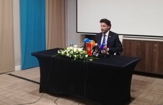 Abazović se ipak neće obratiti u Potočarima: Nakon svega, možda je i tako bolje