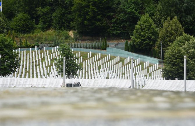 Tuga nad dolinom bijelih nišana: Danas ukop posmrtnih ostataka 19 žrtava genocida