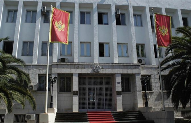  Crna Gora i dalje nema trećinu ambasadora