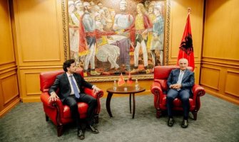 Odnosima na Balkanu dati novu energiju drugačijim pristupom, oslobođenim bremena prošlosti