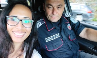 Fidžijanka zahvalna policajcu iz Bijelog Polja na pomoći