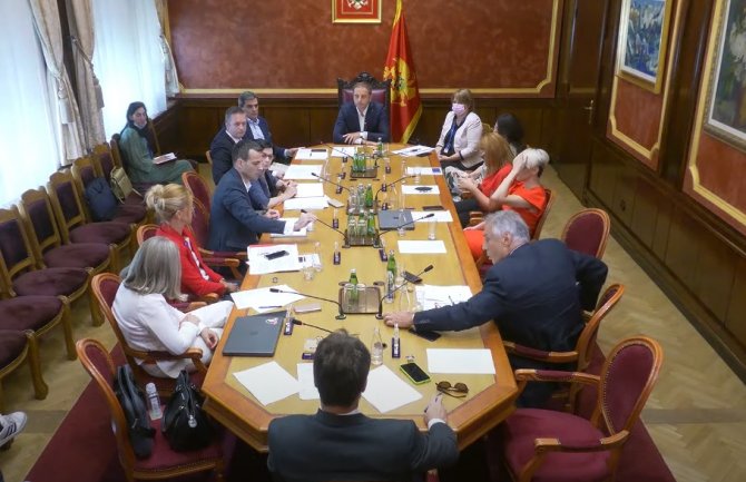 Saslušanje Bratićke 30. jula